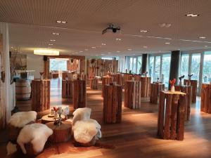 Holzplanken Stehkube klein 1